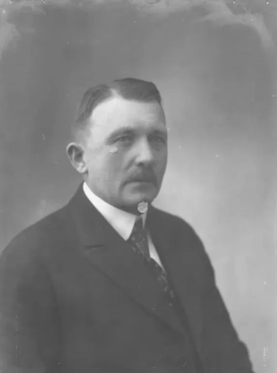 Porträt von A.F. Olsen (1868–1960) – Gedenkseite
