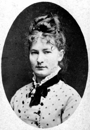 Porträt von Augusta Dohlmann (1847–1914) – Gedenkseite