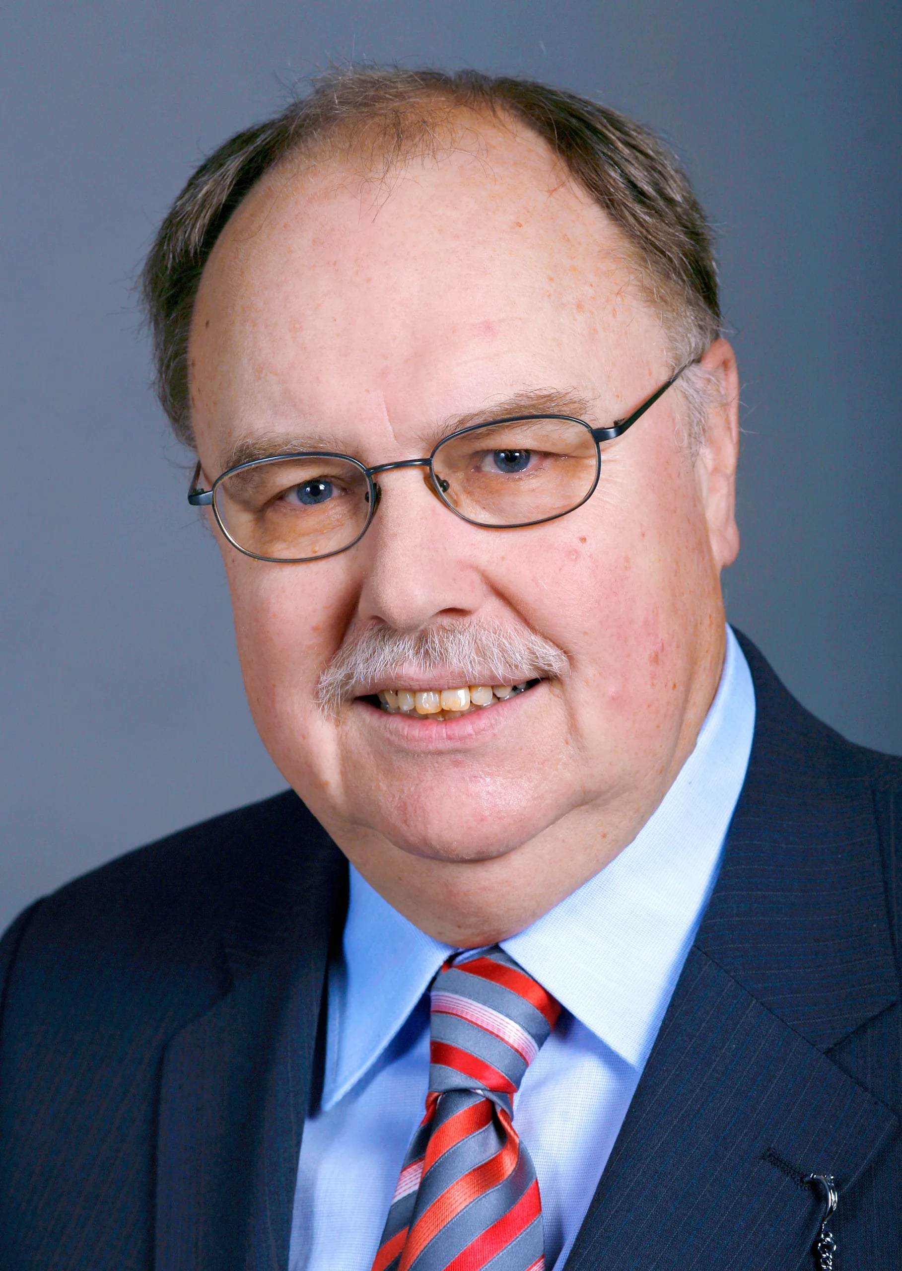Porträt von Ernst Leuenberger (1945–2009) – Gedenkseite
