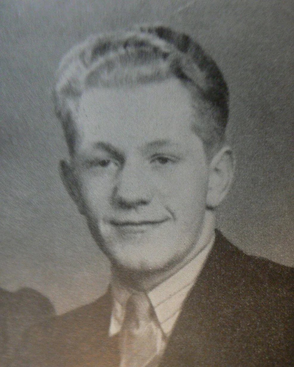Portrait of Henning Andersen (1917–1944) – memorial page