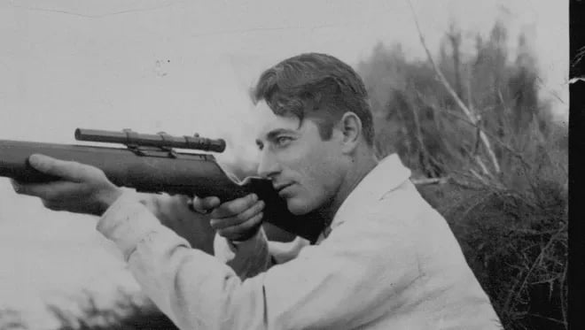 Portrait of William Ralph Weaver (1905–1975) – memorial page