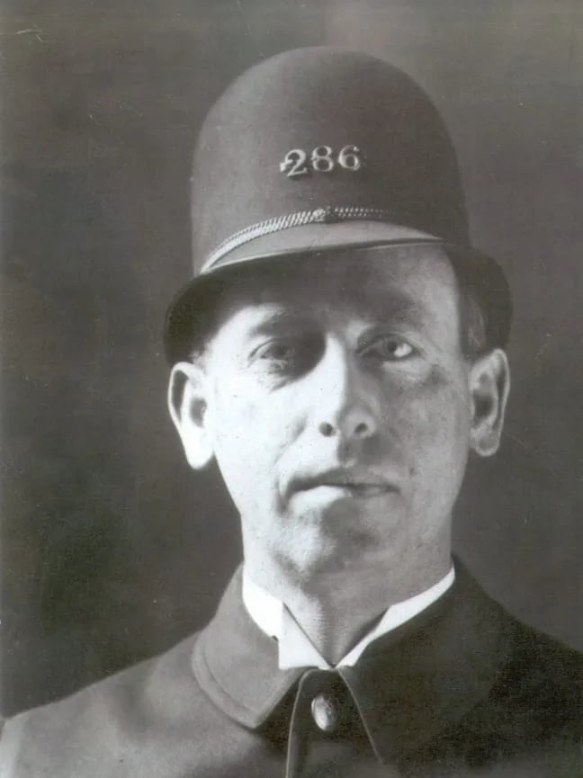 Portrait of John Franklin McInnes (1874–1924) – memorial page