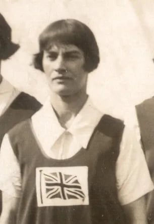 Portrait of Lucy Desmond (1899–1992) – memorial page