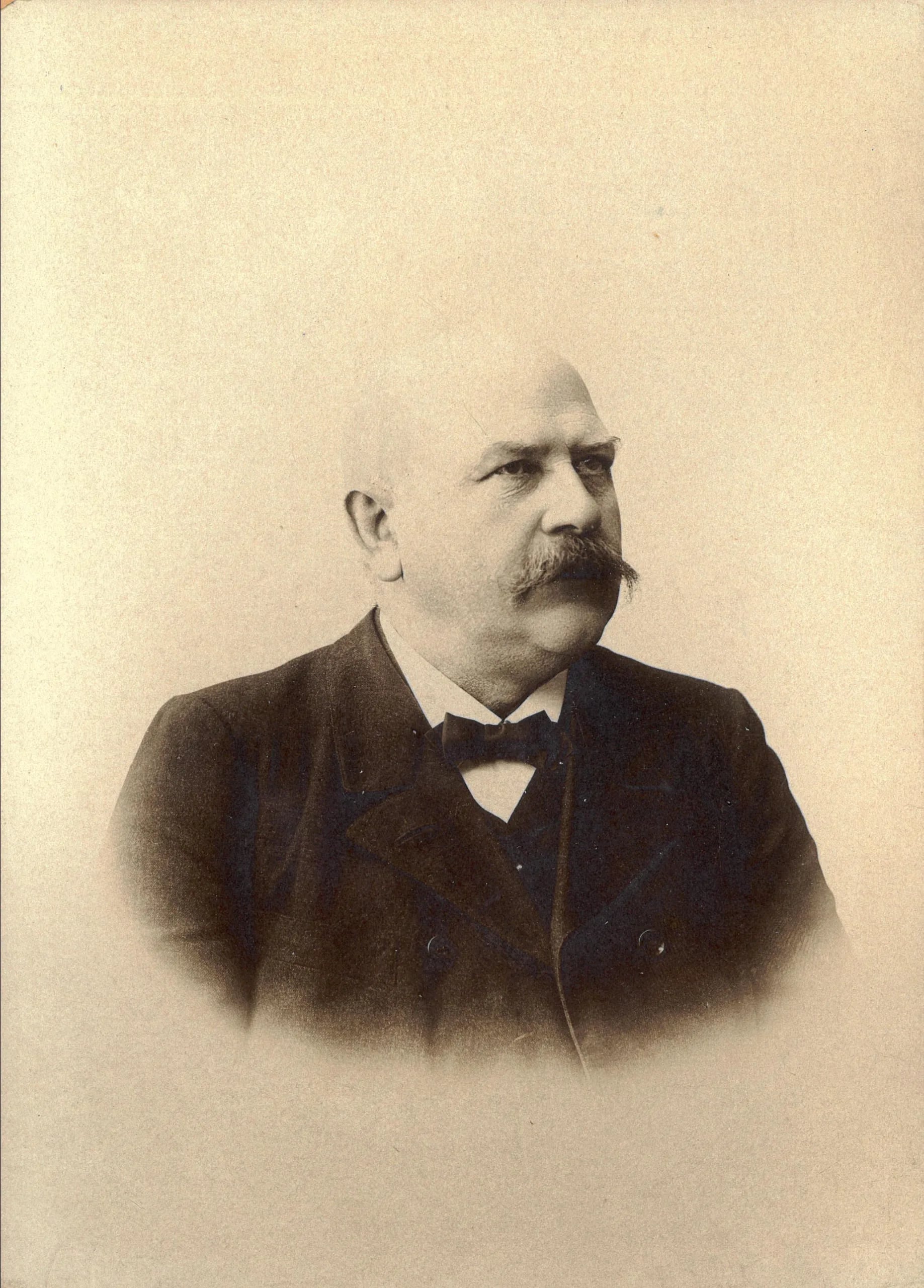 Portrait of Otto Bøgh (1846–1910) – memorial page