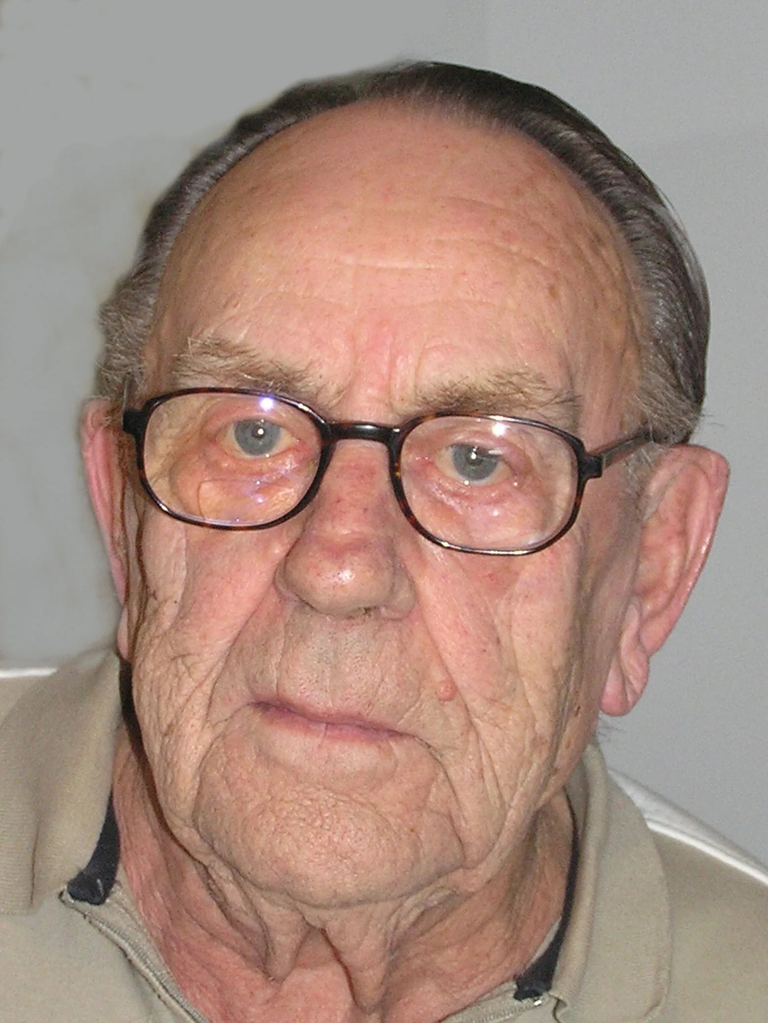 Porträt von Ove Andersen (1923–2012) – Gedenkseite