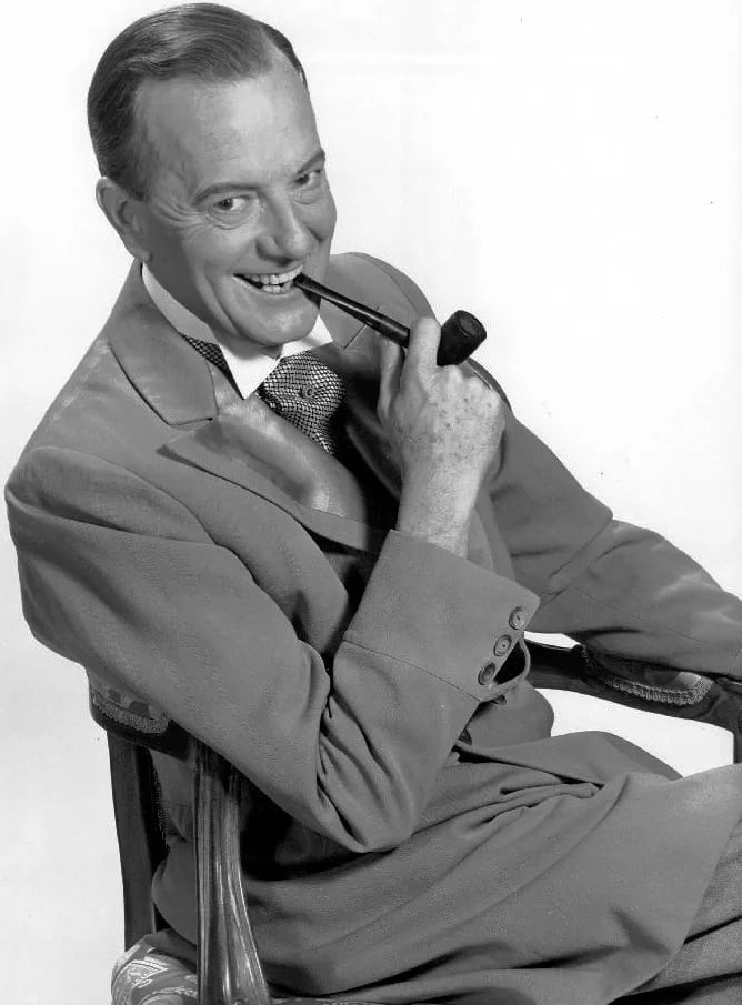 Portrait of Maurice Evans (1901–1989) – memorial page