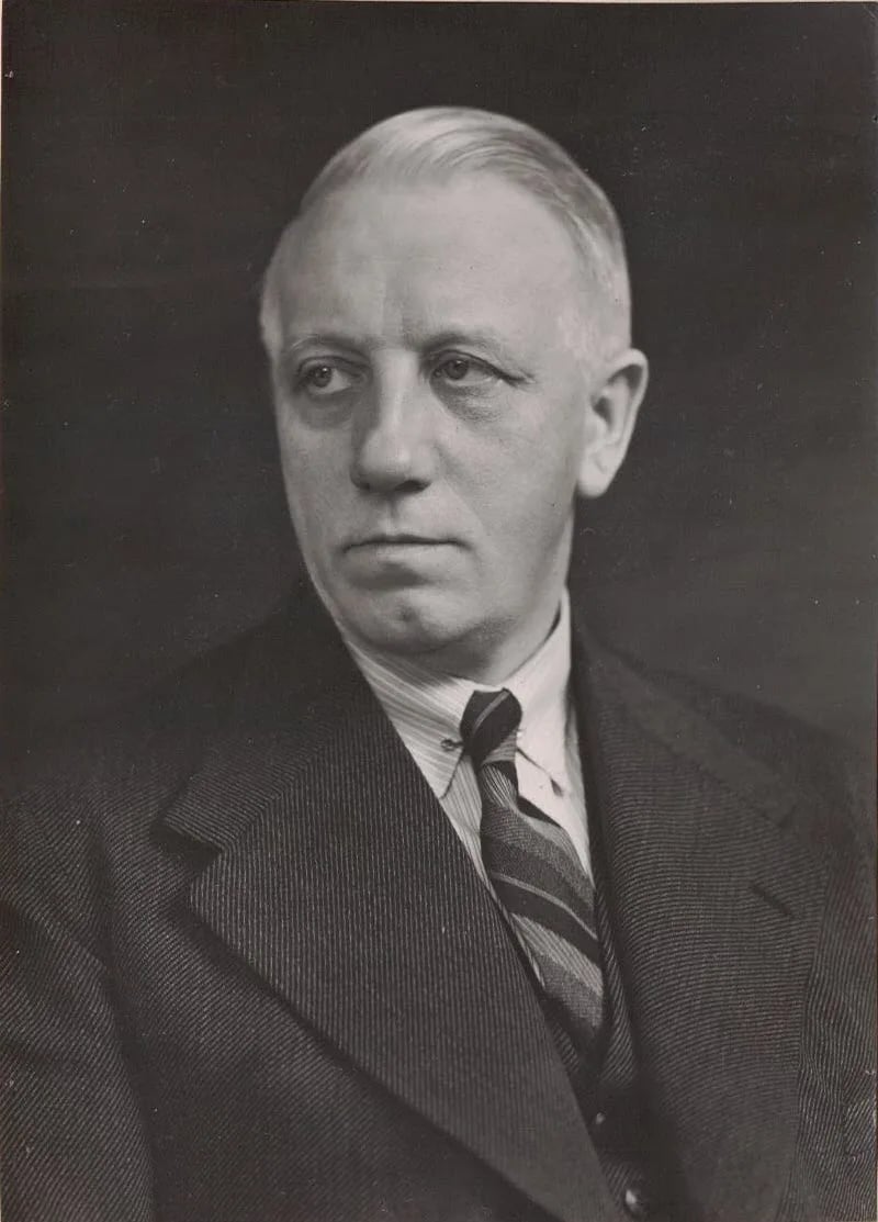 Porträt von Søren Peter Larsen (1888–1948) – Gedenkseite