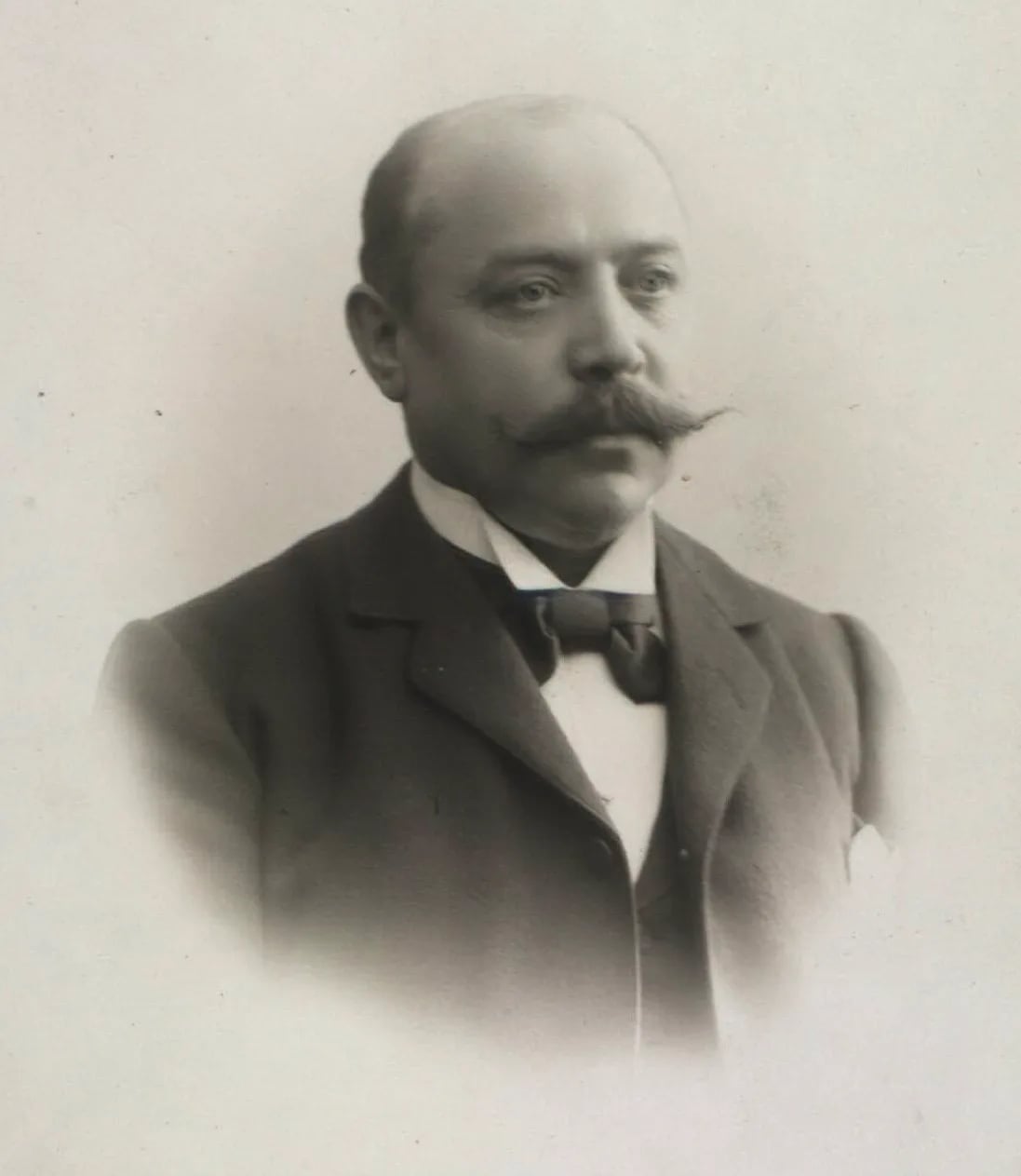 Portrait of Christian Filtenborg (1852–1919) – memorial page