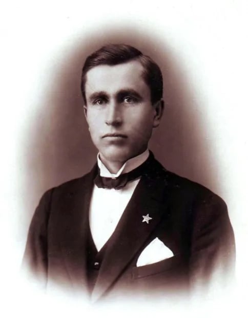 Portrait of Antanas Prapuolenis (1894–1962) – memorial page