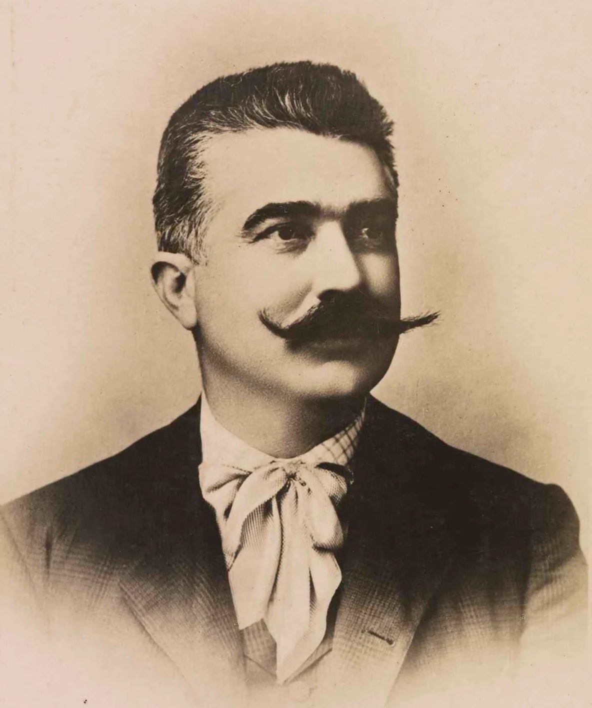 Portrait of António Aresta Branco (1862–1952) – memorial page