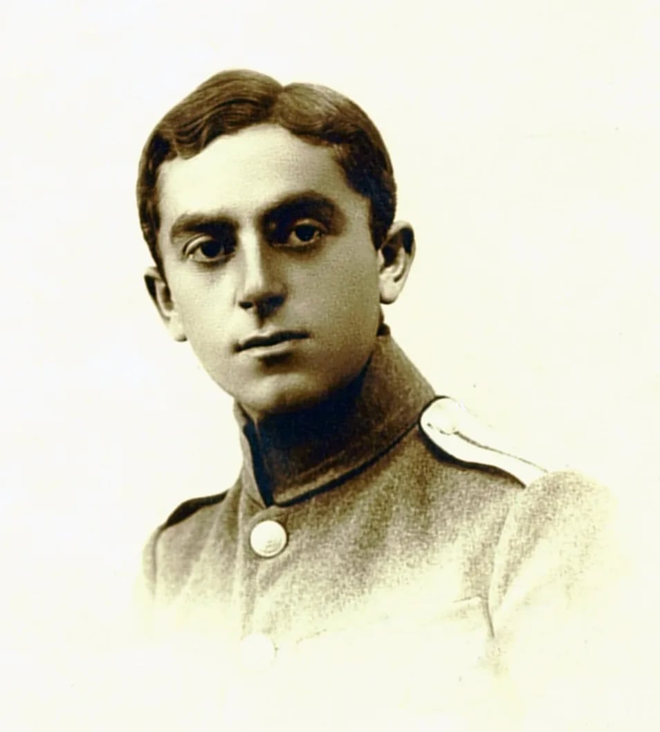Portrait of Grenkamp (1896–1943) – memorial page