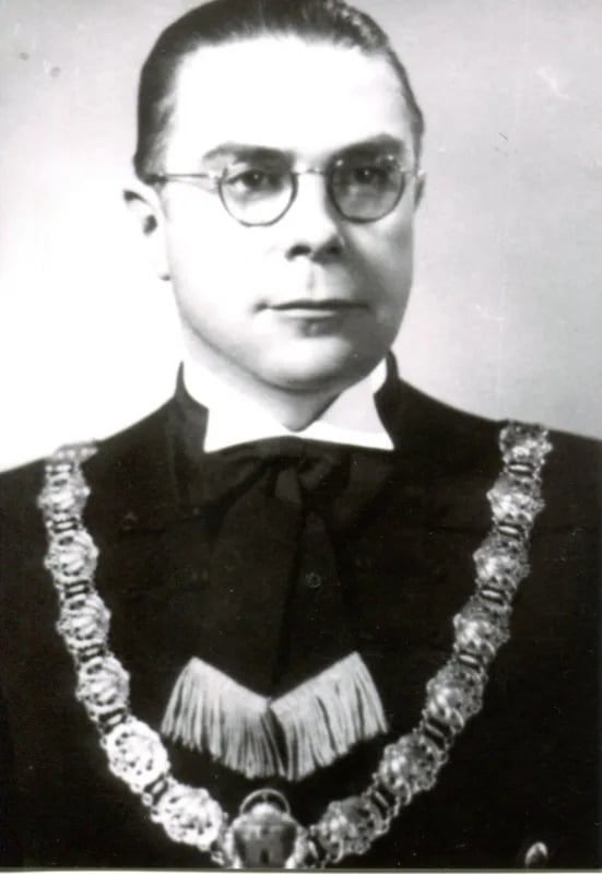 Portrait of Károly Berde (1891–1971) – memorial page