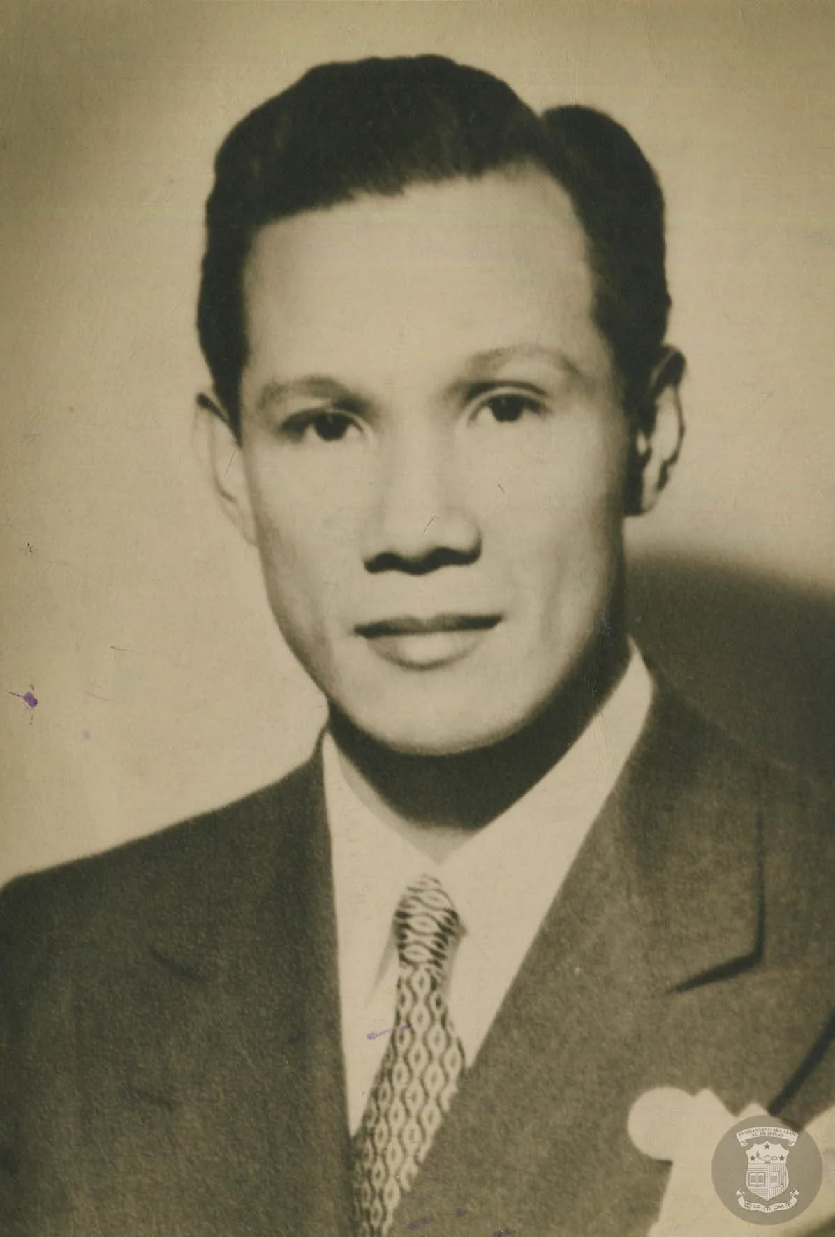 Portrait of Lorenzo Sumúlong (1905–1997) – memorial page