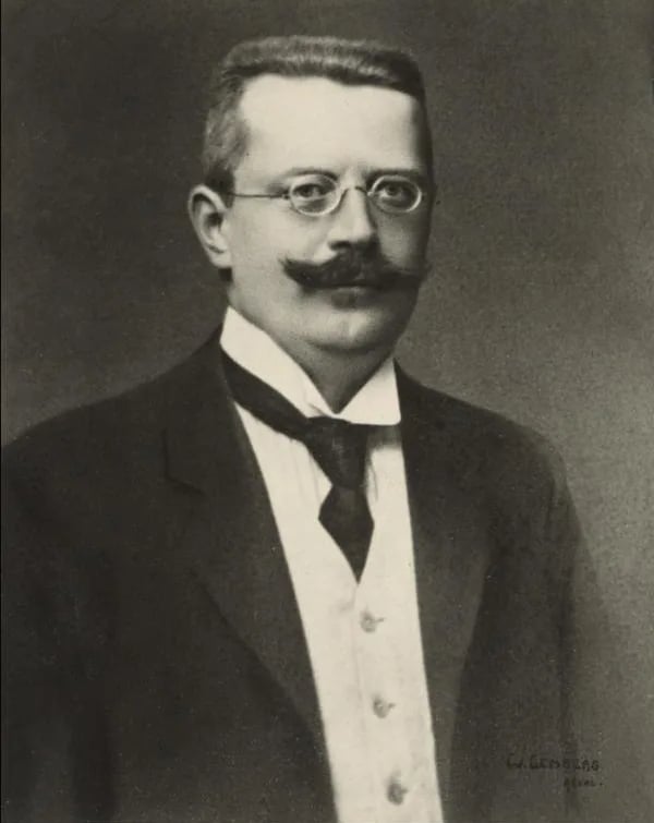 Portrait of Franz Krull (1835–1901) – memorial page