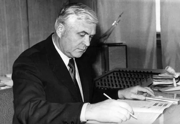 Porträt von Pjotr Alexejewitsch Kolessow (1917–2004) – Gedenkseite