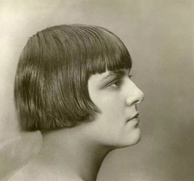 Portrait of Meta Luts (1905–1958) – memorial page