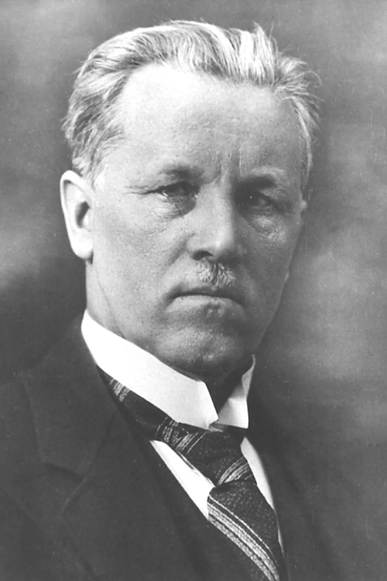 Porträt von Nikolai Kann (1873–1948) – Gedenkseite