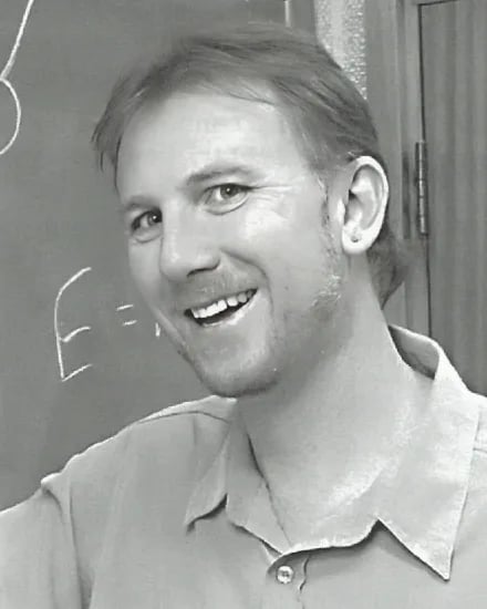 Portrait of Tony Signal (1962–2024) – memorial page