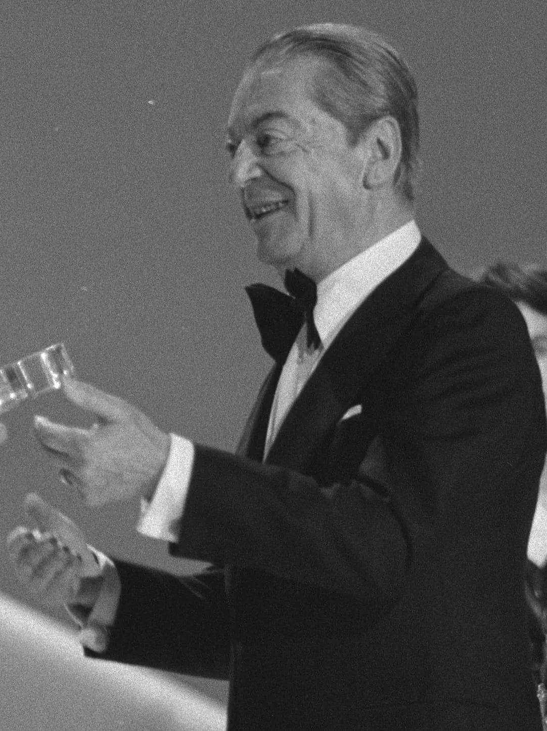 Porträt von Marcel Bezençon (1907–1981) – Gedenkseite
