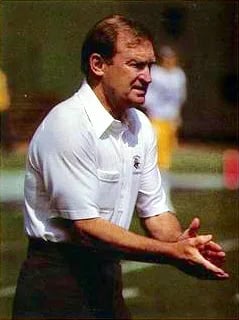 Porträt von Don Coryell (1924–2010) – Gedenkseite