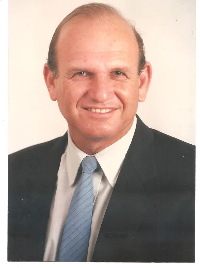 Portrait of Uri Levit (1938–2001) – memorial page