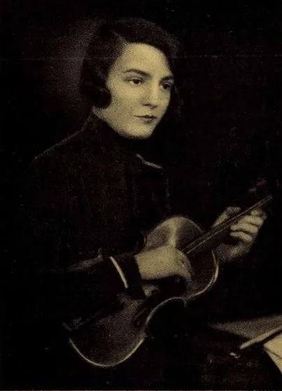 Portrait of Ilona Fehér (1901–1988) – memorial page