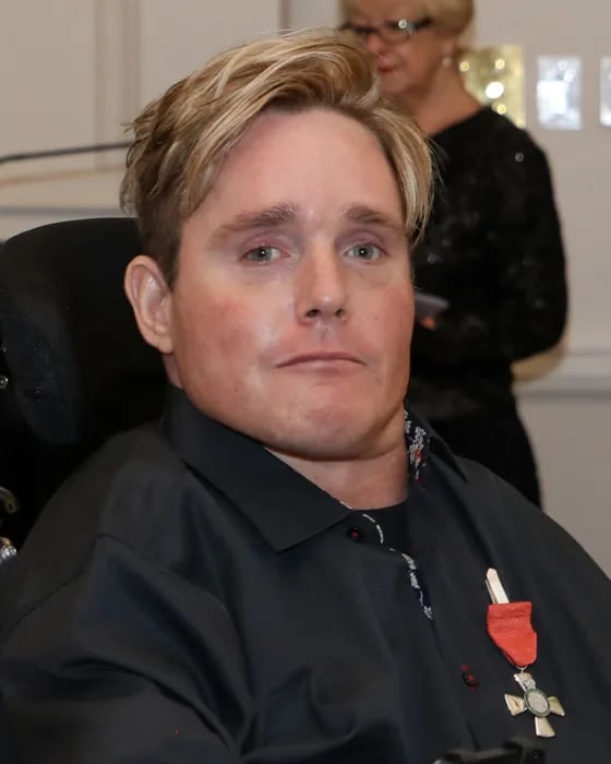 Porträt von Patrick Bronte (1980–2025) – Gedenkseite