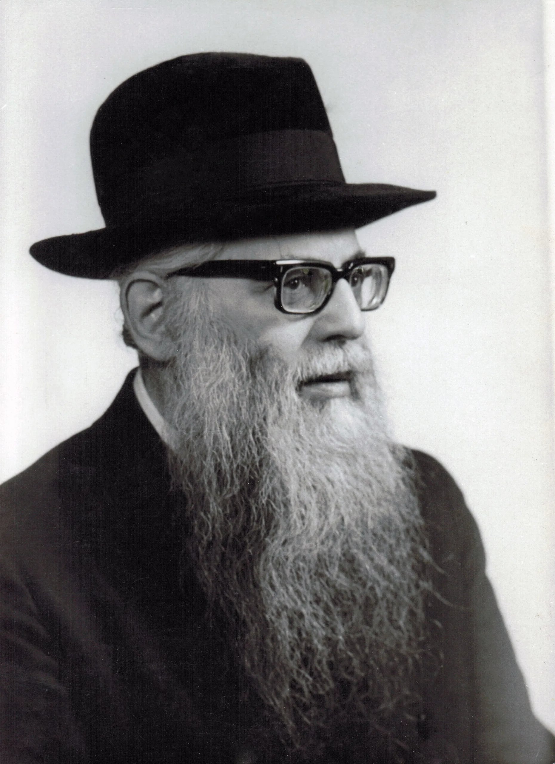Porträt von Mordechai Savitsky (1911–1991) – Gedenkseite