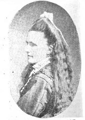 Portrait of Clara Crowhurst (1850–1925) – memorial page