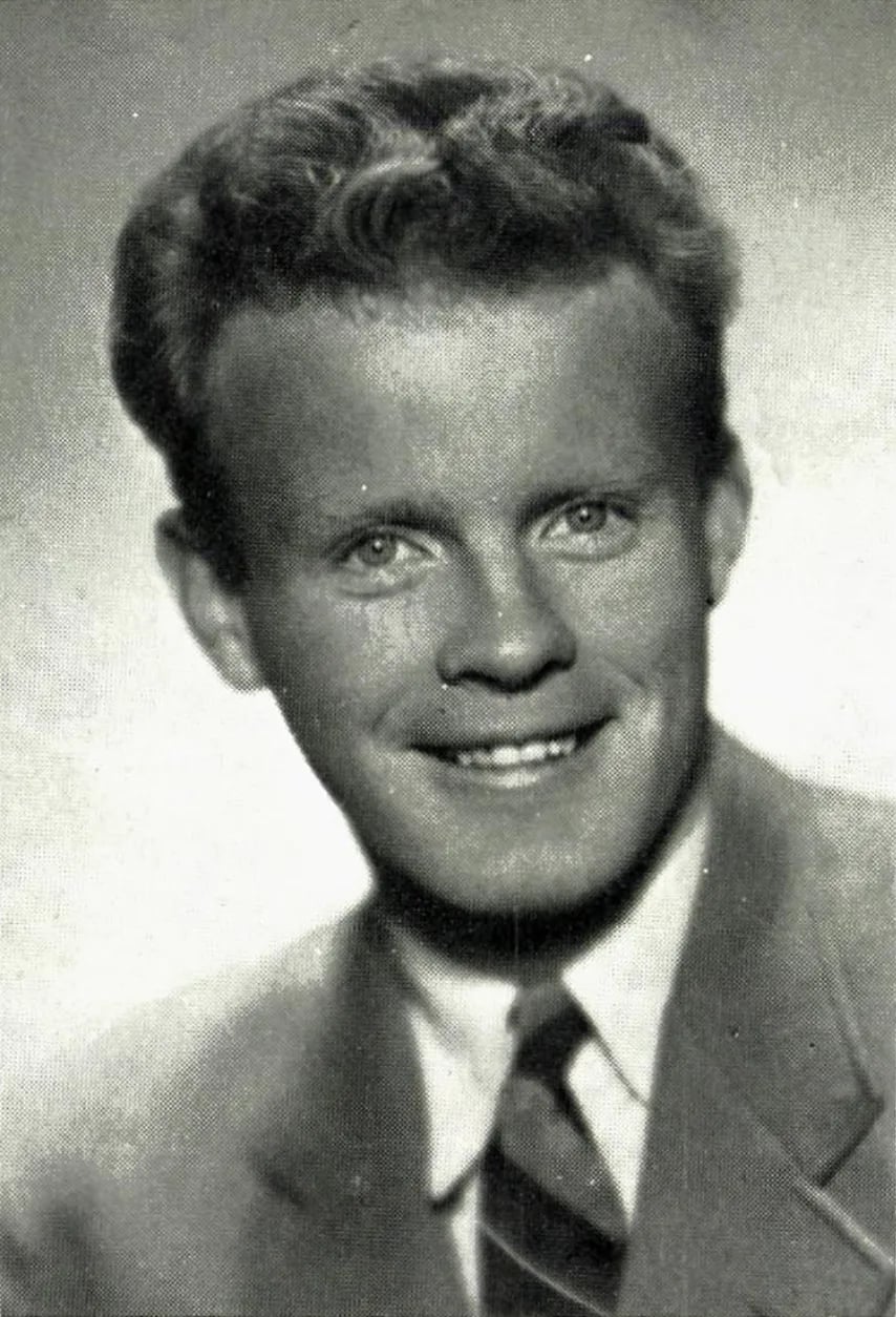 Portrait of Knut Brodtkorp Danielsen (1918–1995) – memorial page
