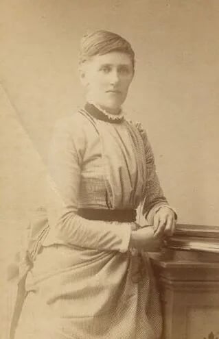 Porträt von Lydia Carolina Näslund (1871–1920) – Gedenkseite