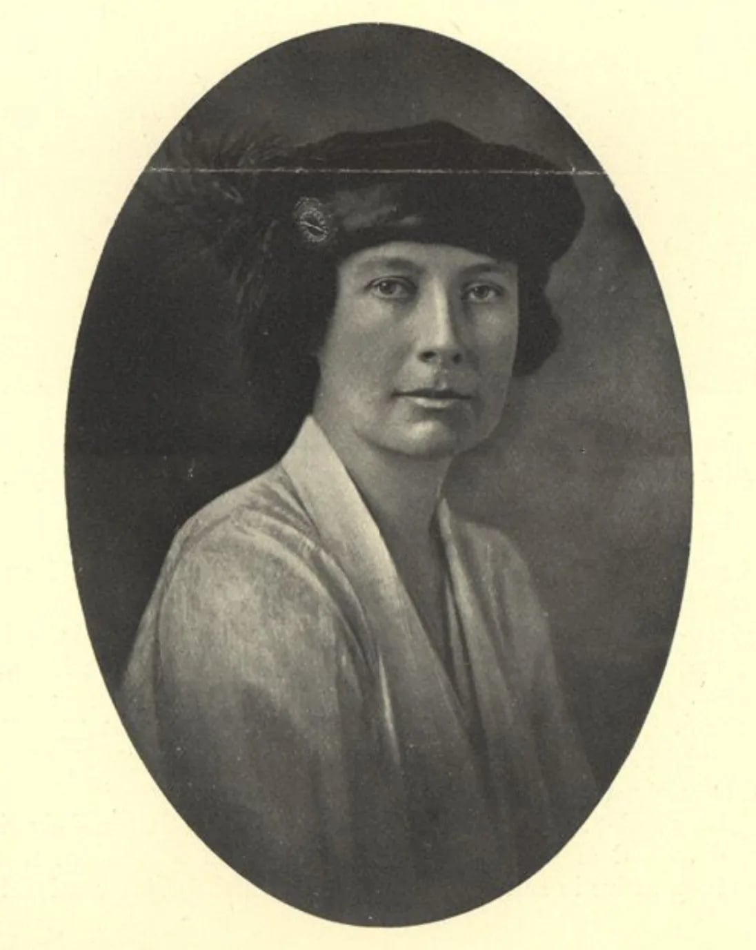 Portrait of May Elliot Hobbs (1877–1956) – memorial page
