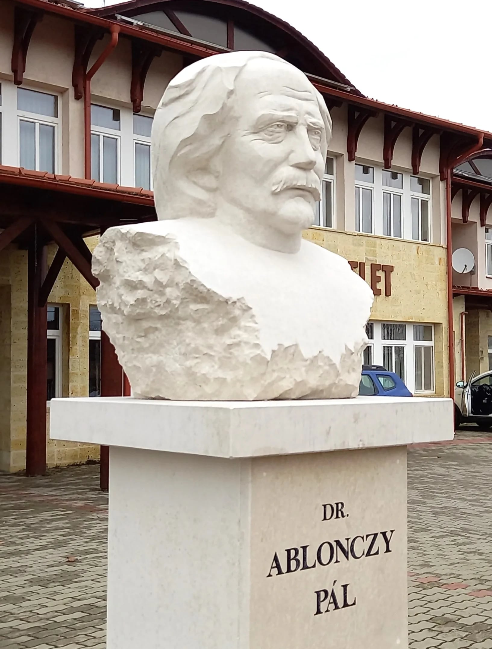 Porträt von Pál Ablonczy (1950–2012) – Gedenkseite