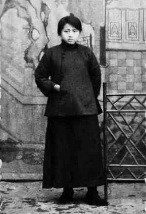 Porträt von Wang Huiwu (1898–1993) – Gedenkseite