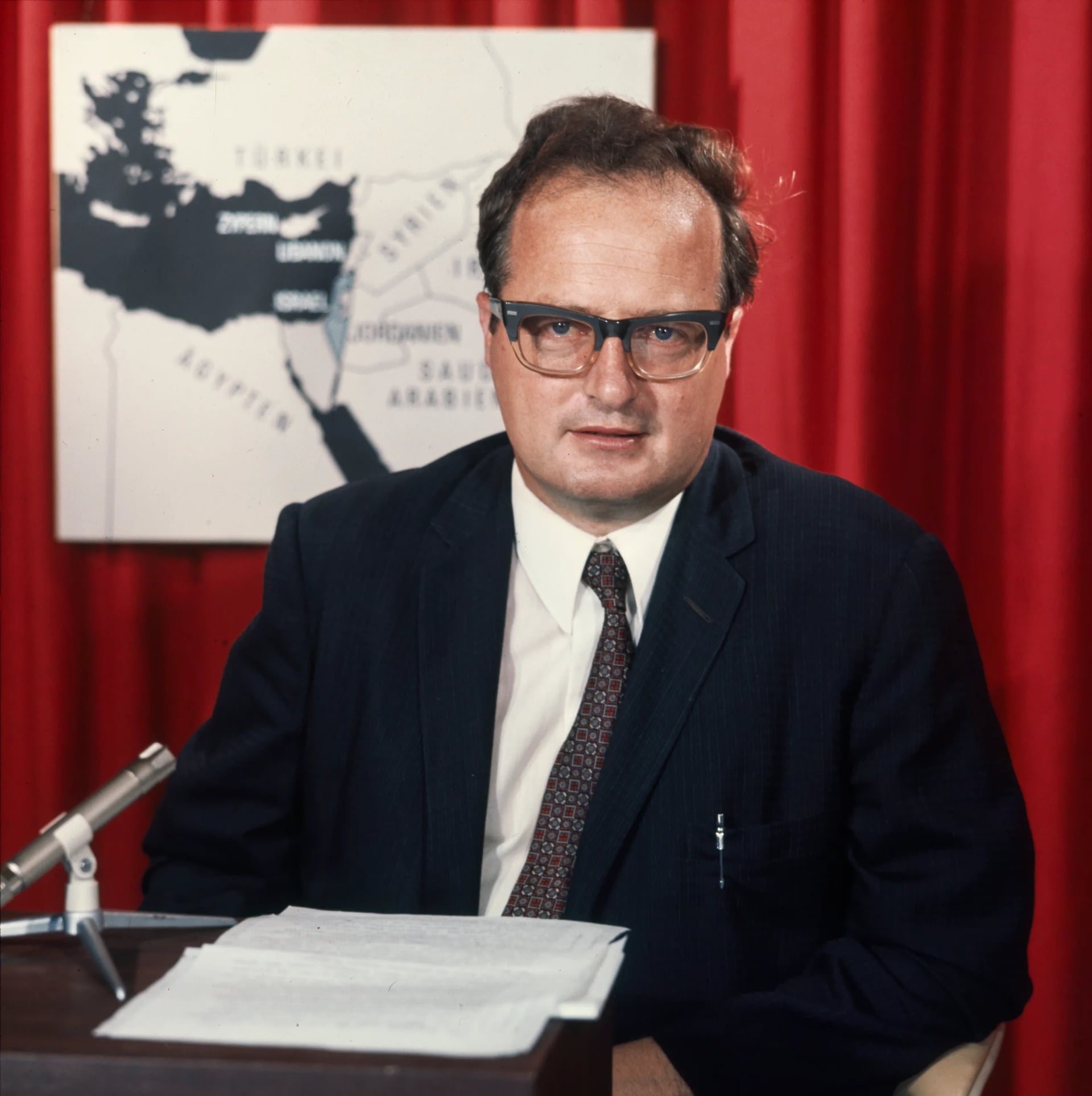 Porträt von Arnold Hottinger (1926–2019) – Gedenkseite