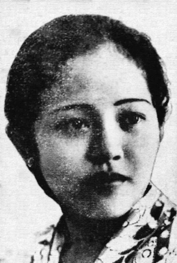 Portrait of Hadidjah (1920–2013) – memorial page