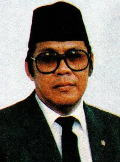 Portrait of Hartarto Sastrosoenarto (1932–2017) – memorial page
