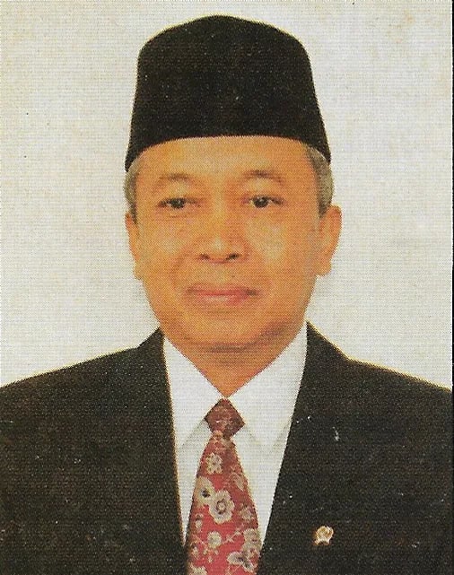 Portrait of Haryanto Dhanutirto (1939–2012) – memorial page