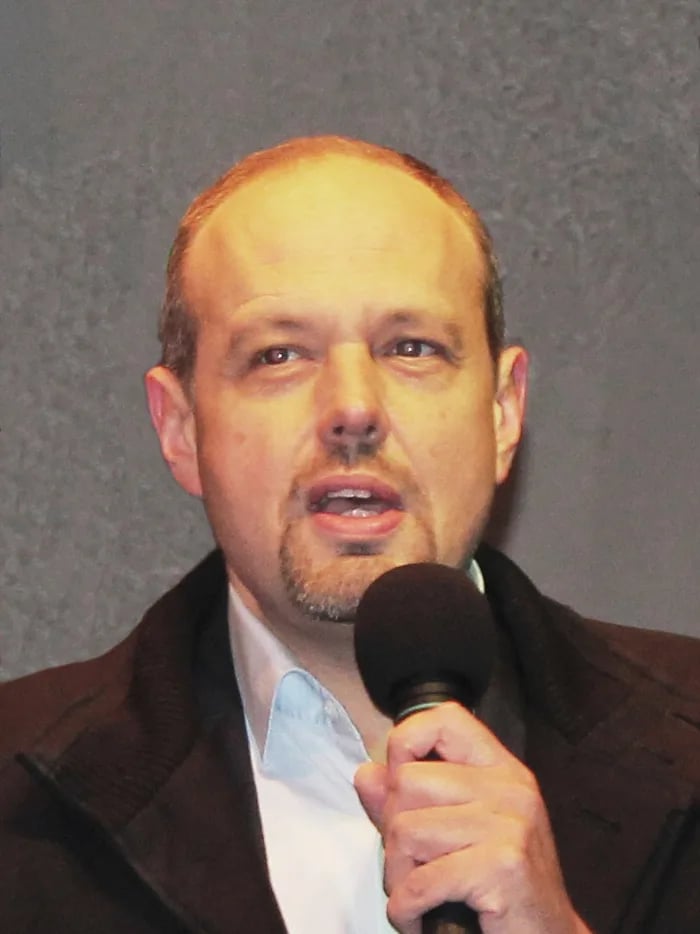 Porträt von Levente Riz (1974–2019) – Gedenkseite