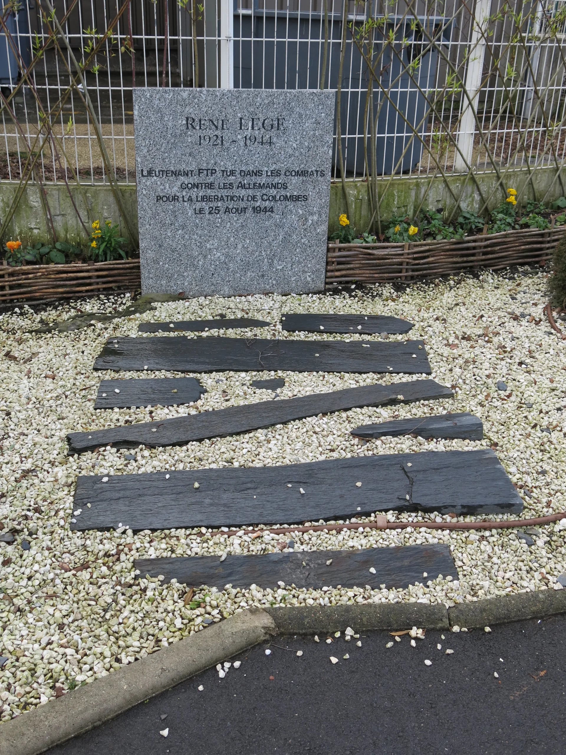 Portrait of René Légé (1921–1944) – memorial page