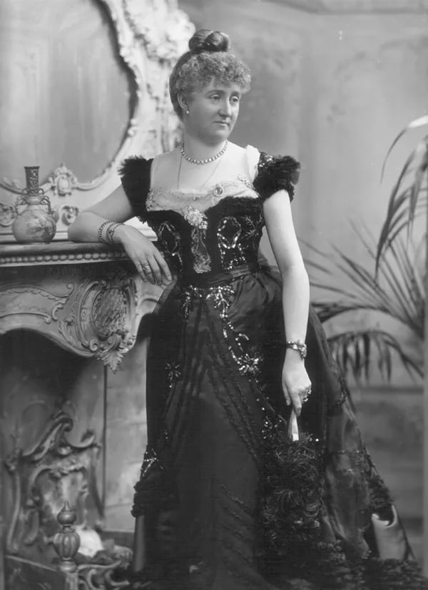 Portrait of Anne Innes-Ker, Duchess of Roxburghe (1854–1923) – memorial page