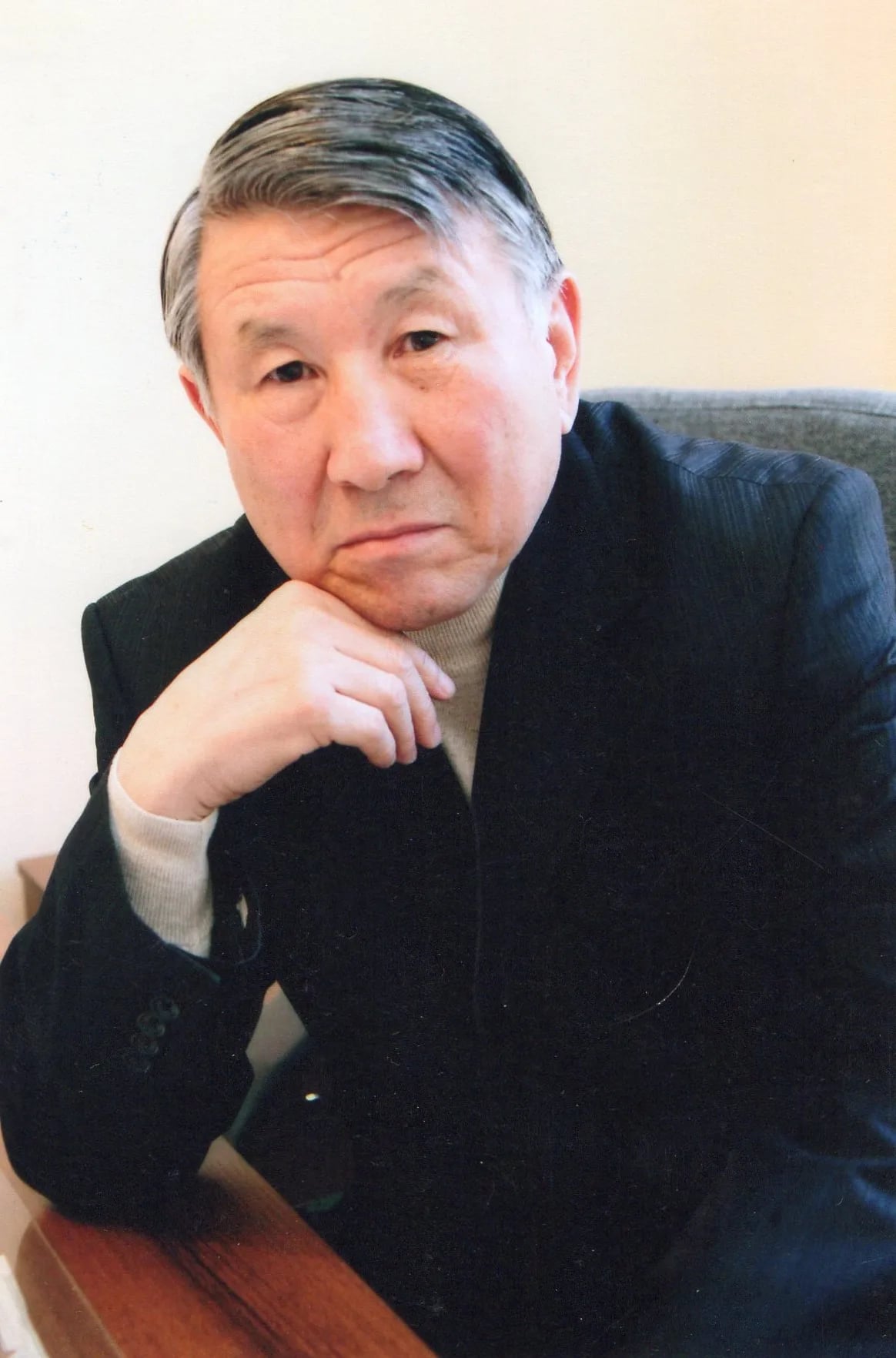 Portrait of Berik Shakhanovich (1941–2020) – memorial page