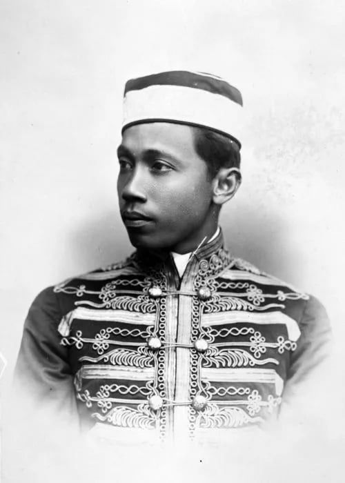 Portrait of Sulaiman Sharif ul-'Alam Shah of Serdang (1862–1946) – memorial page
