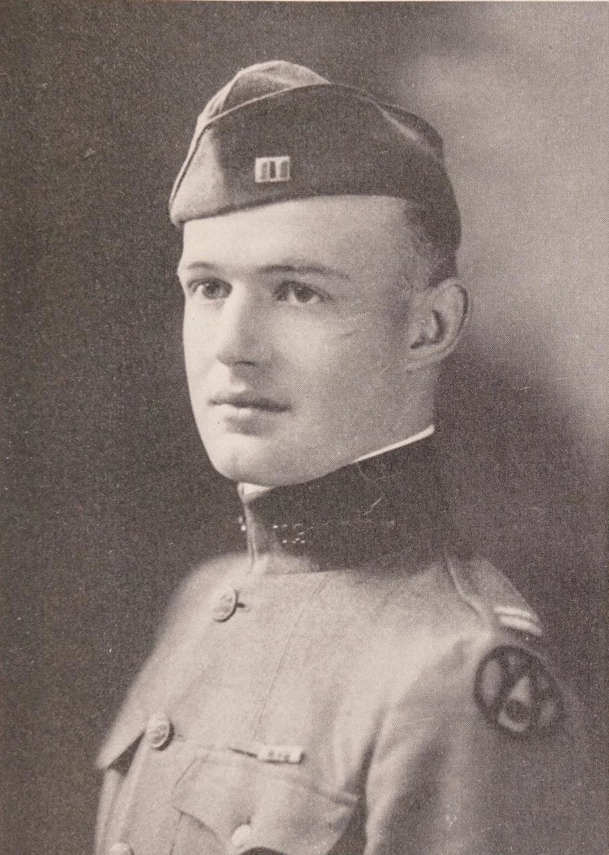 Portrait of James Guy Tucker Sr. (1894–1964) – memorial page