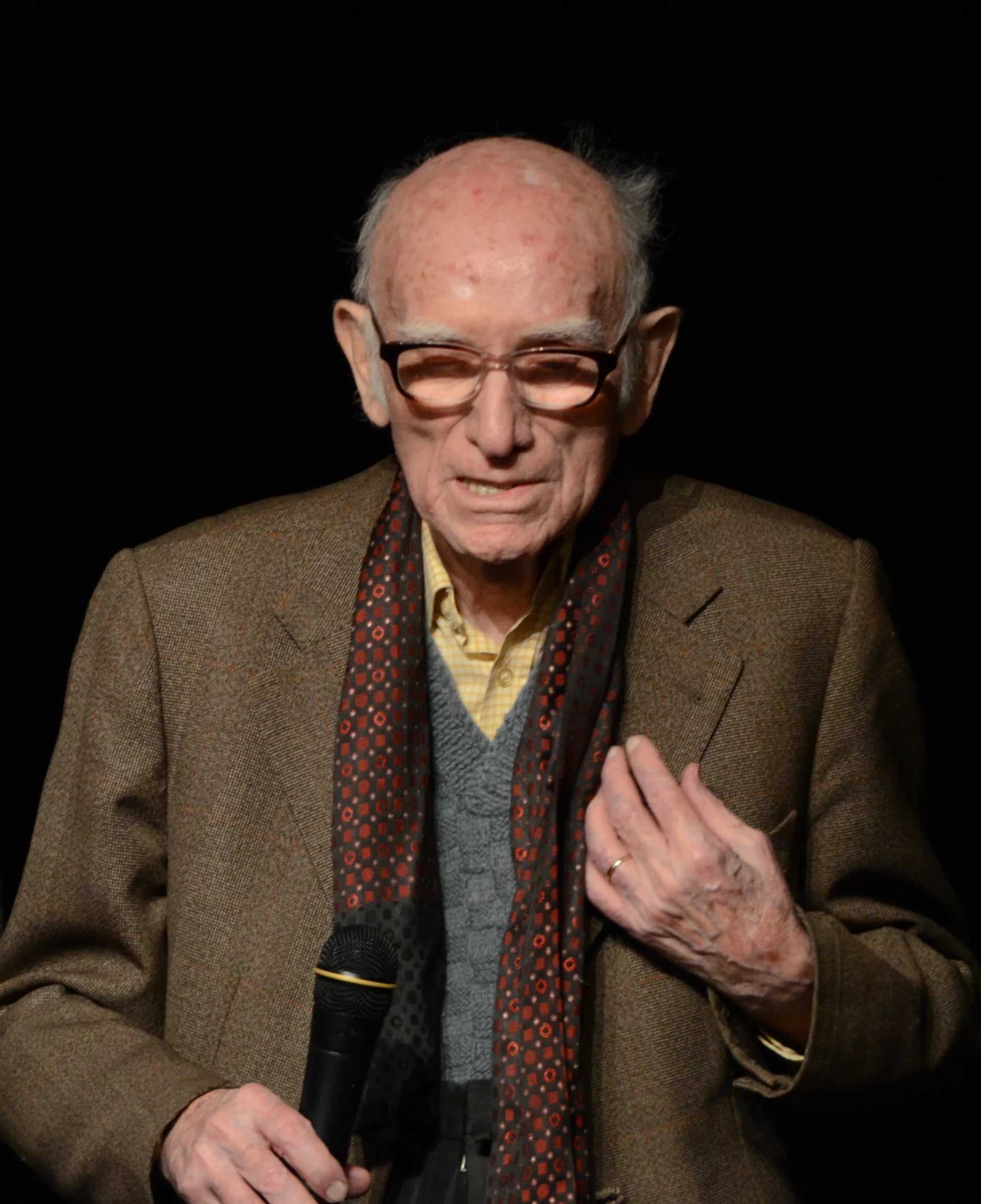 Portrait of Gheorghe Jijie (1919–2012) – memorial page