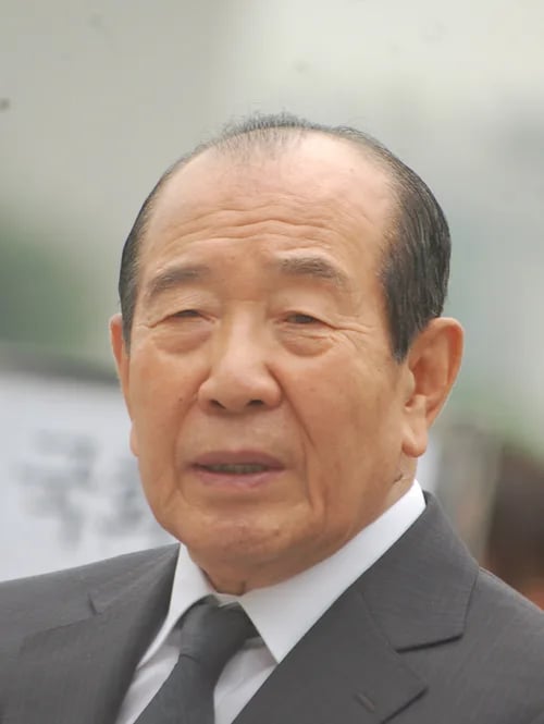 Portrait of Kim Soo-han (1928–2024) – memorial page