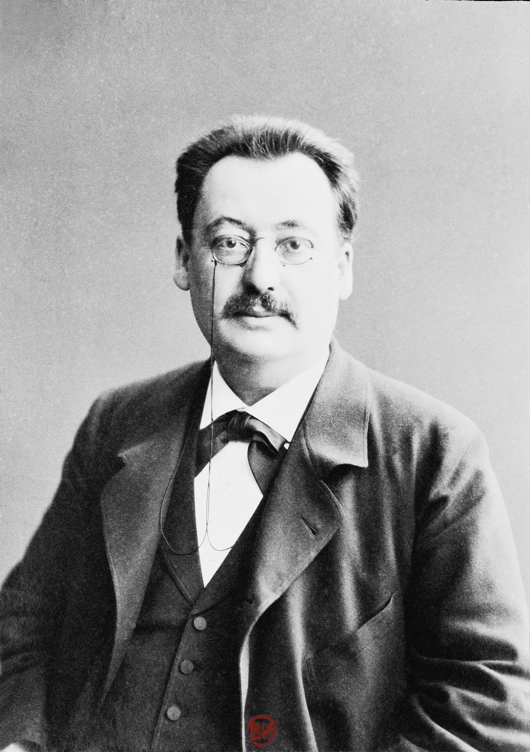 Portrait of J. Laurent-Lapp (1836–1904) – memorial page