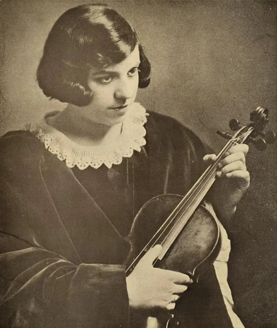 Portrait of Gisella Neu (1908–1989) – memorial page