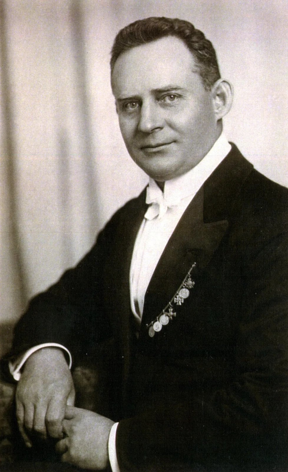Portrait of Max Feiereis (1882–1960) – memorial page