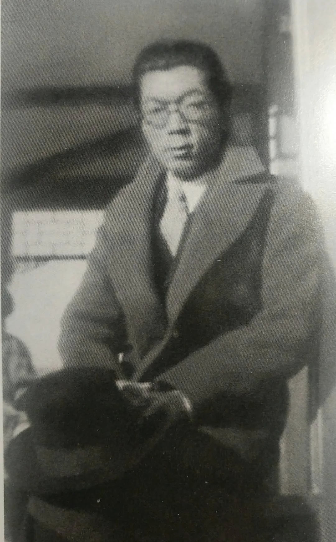 Porträt von Wang Yuqi (1905–1989) – Gedenkseite